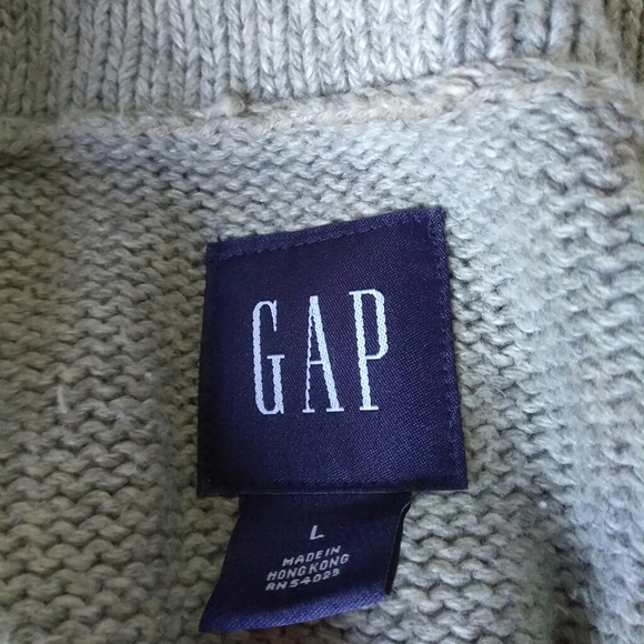 GAP Wool Blend Cardigan - Picture 2 of 6
